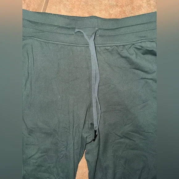 Lululemon ready to rulu joggers smoked spruce size 8 green - Picture 5 of 9